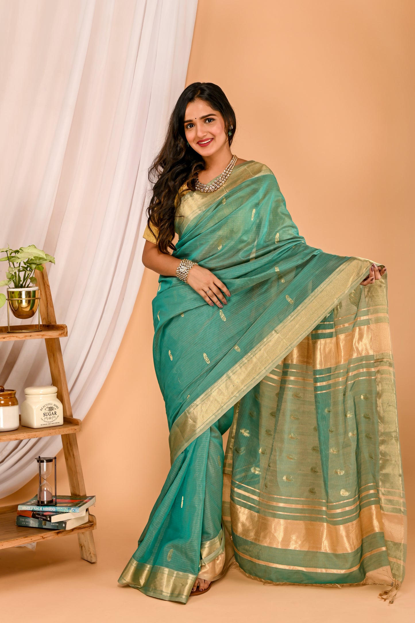 Vibha Maheshwari Handwoven Saree