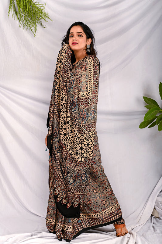 Funoon Modal Silk Handwoven Saree