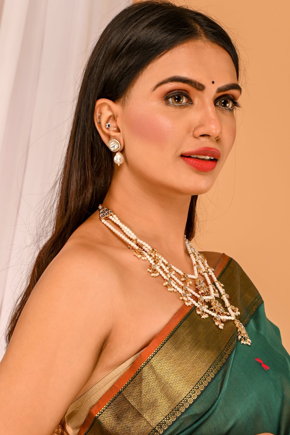 Tahira White bead drop earrings