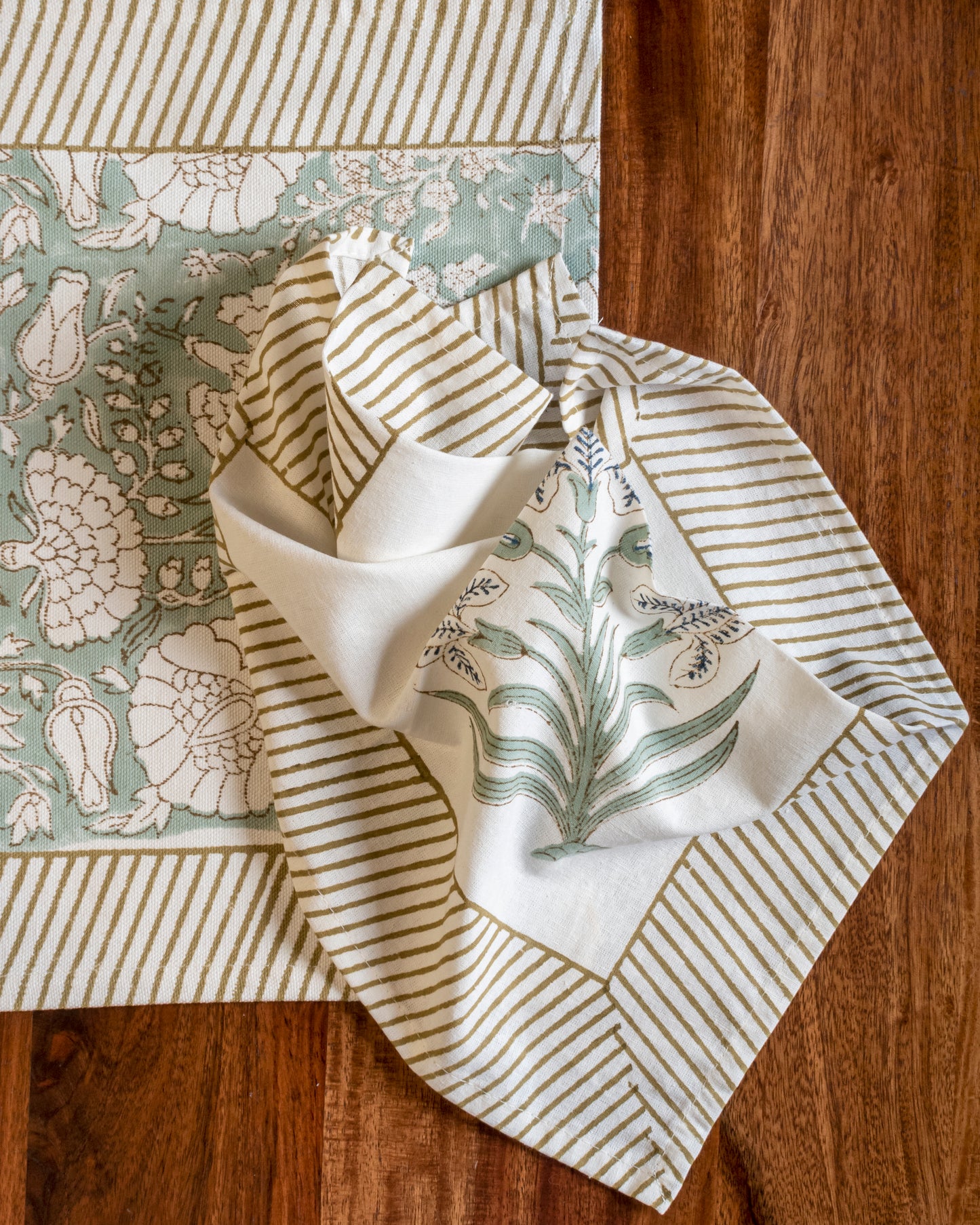 Floral Block Printed Table Mats Set