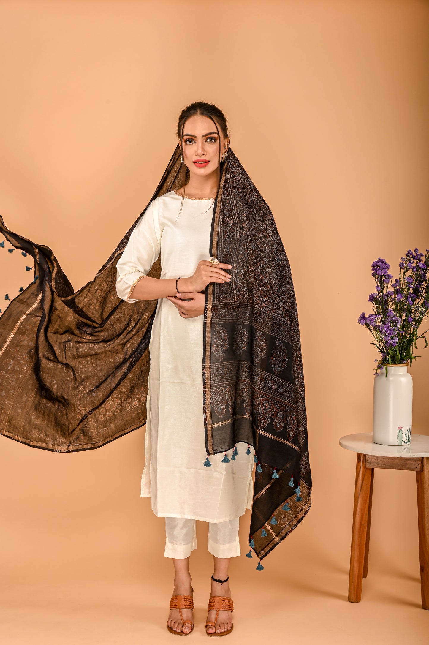 Nahiza Ajrak Dupatta