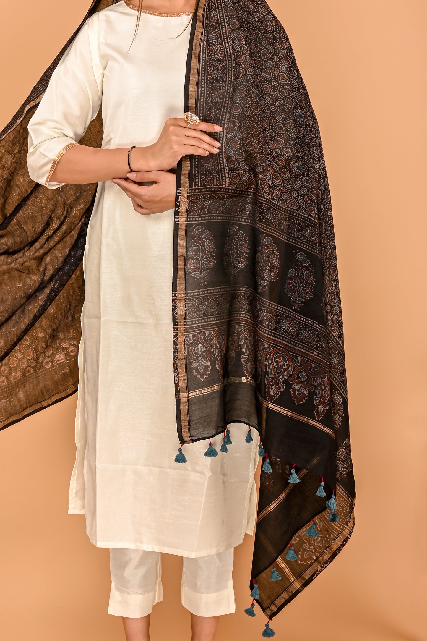 Nahiza Ajrak Dupatta