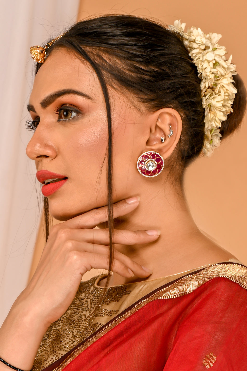 Tahira Dual tone stud earrings